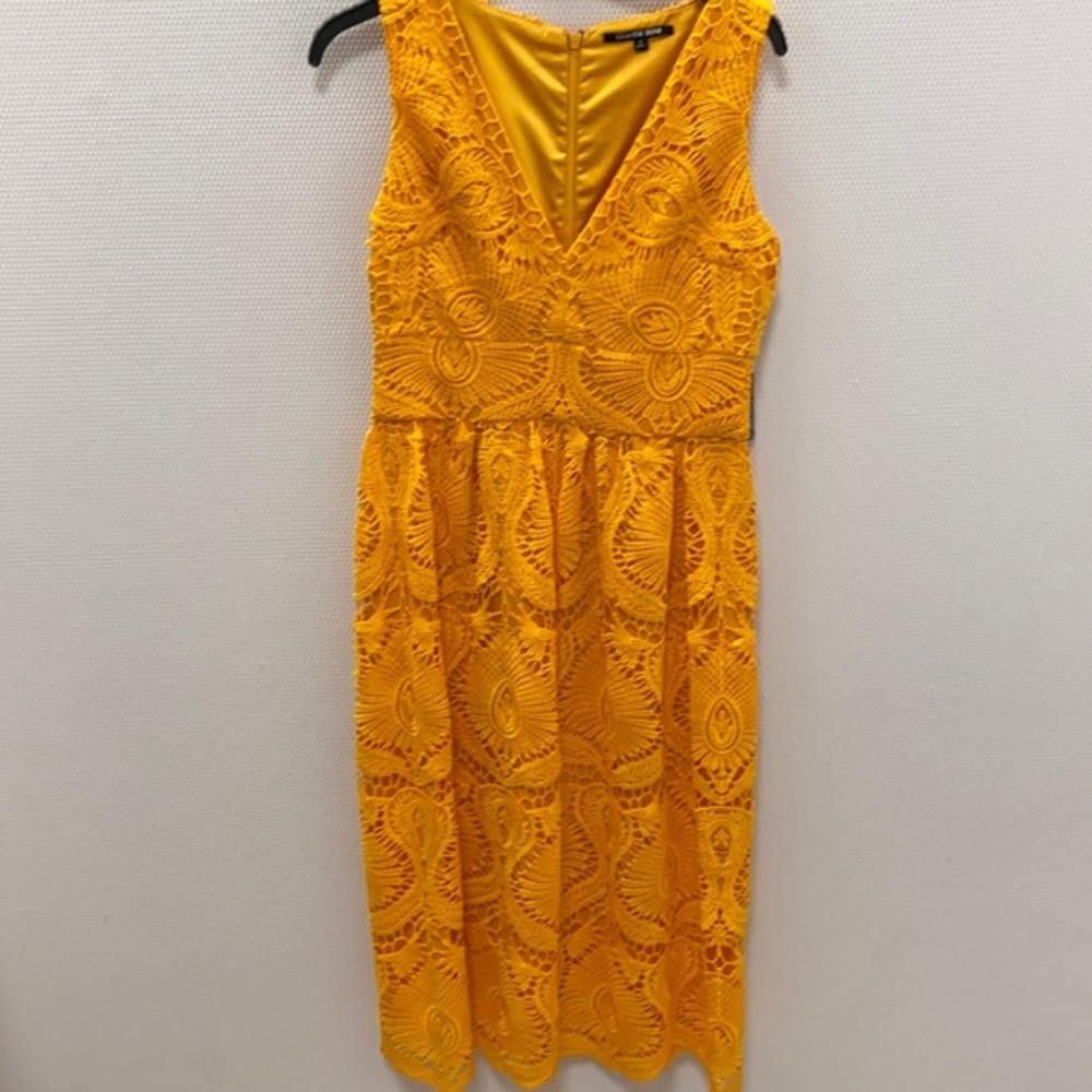 NWT Giani Bini yellow dress size 4